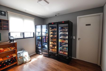 Apartamento à venda com 26m², 1 quarto e sem vaga Apartamento à venda com 26m², 1 quarto e sem vagaMercado