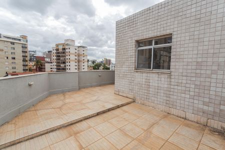 Apartamento à venda com 250m², 2 quartos e 2 vagas Apartamento à venda com 250m², 2 quartos e 2 vagasCobertura