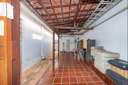 Casa à venda com 291m², 3 quartos e 4 vagas Casa à venda com 291m², 3 quartos e 4 vagasVaranda