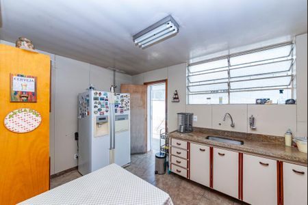 Casa à venda com 291m², 3 quartos e 4 vagas Casa à venda com 291m², 3 quartos e 4 vagasCozinha