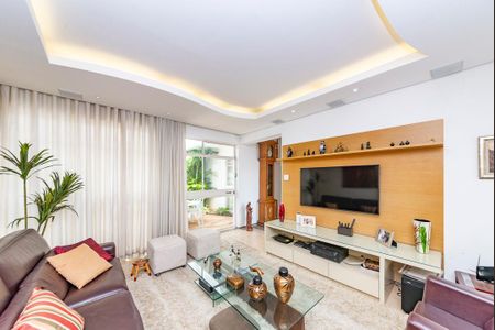 Casa à venda com 291m², 3 quartos e 4 vagas Casa à venda com 291m², 3 quartos e 4 vagasSala 1