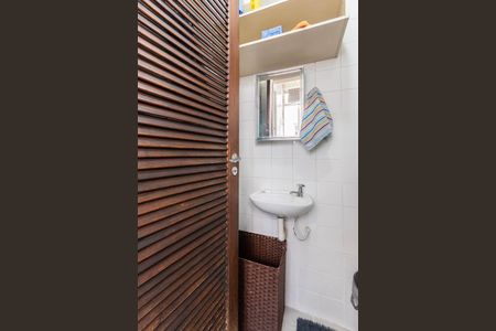 Apartamento à venda com 196m², 3 quartos e 1 vagaBanheiro de serviço