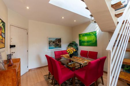 Apartamento à venda com 196m², 3 quartos e 1 vagaSala