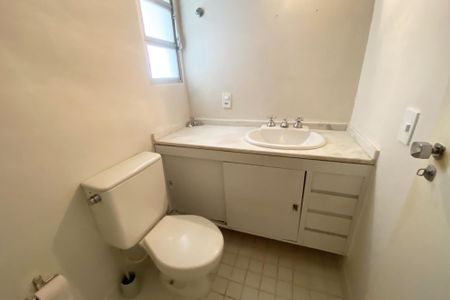 Apartamento à venda com 80m², 2 quartos e 1 vagaBanheiro Corredor