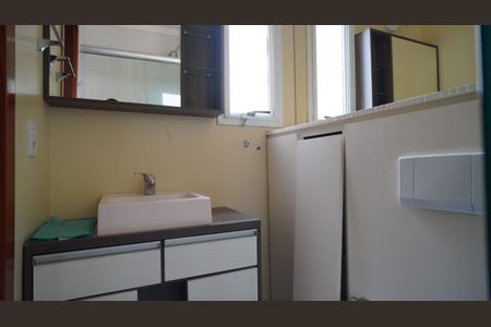 Apartamento à venda com 57m², 2 quartos e 1 vaga Apartamento à venda com 57m², 2 quartos e 1 vagaBanheiro