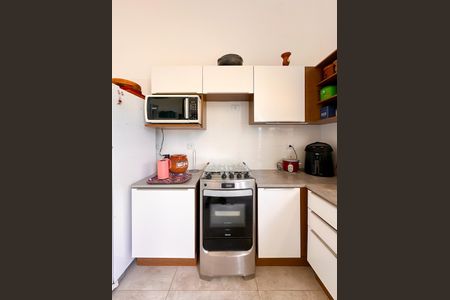 Casa de condomínio para alugar com 186m², 4 quartos e 2 vagasCozinha