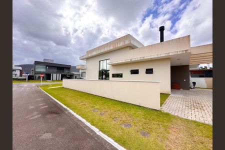 Casa de condomínio para alugar com 186m², 4 quartos e 2 vagasVista da Rua