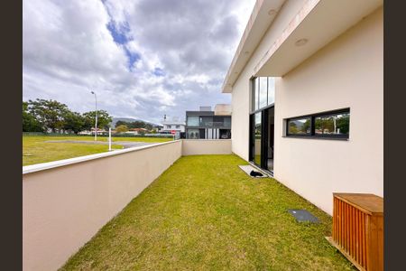 Casa de condomínio para alugar com 186m², 4 quartos e 2 vagasJardim