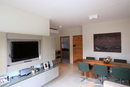 Apartamento à venda com 70m², 2 quartos e 2 vagas Apartamento à venda com 70m², 2 quartos e 2 vagasSala