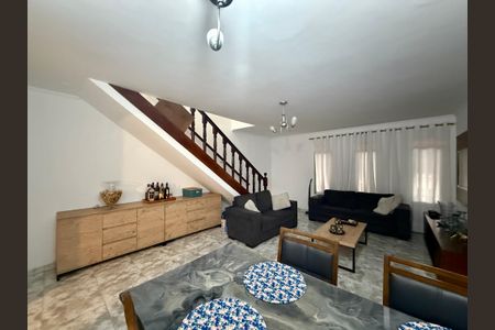 Sala  de casa à venda com 2 quartos, 161m² em Jardim Monte Azul, São Paulo