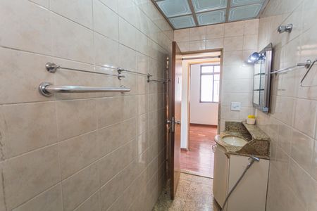 Apartamento para alugar com 95m², 3 quartos e 1 vaga Apartamento para alugar com 95m², 3 quartos e 1 vagaBanheiro Social
