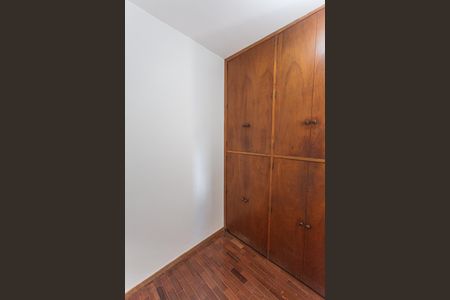 Apartamento para alugar com 95m², 3 quartos e 1 vaga Apartamento para alugar com 95m², 3 quartos e 1 vagaQuarto de Serviço