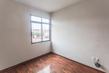 Apartamento para alugar com 95m², 3 quartos e 1 vaga Apartamento para alugar com 95m², 3 quartos e 1 vagaQuarto 1