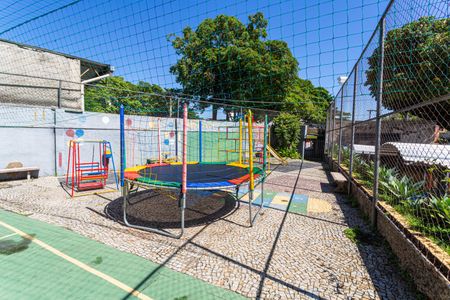 Apartamento para alugar com 95m², 3 quartos e 1 vaga Apartamento para alugar com 95m², 3 quartos e 1 vagaÁrea comum - Playground