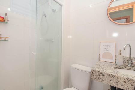 Apartamento à venda com 64m², 2 quartos e 1 vaga Apartamento à venda com 64m², 2 quartos e 1 vagaBanheiro