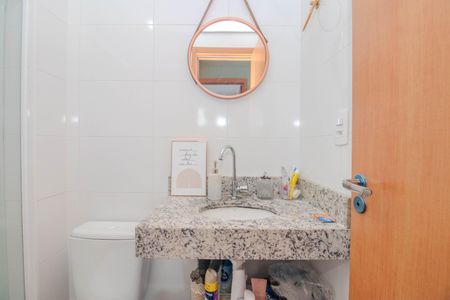 Apartamento à venda com 64m², 2 quartos e 1 vaga Apartamento à venda com 64m², 2 quartos e 1 vagaBanheiro