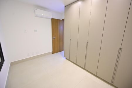 Apartamento para alugar com 69m², 2 quartos e 1 vagaQuarto 1