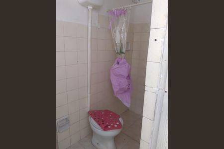 Banheiro de apartamento para alugar com 1 quarto, 40m² em Patronato, São Gonçalo