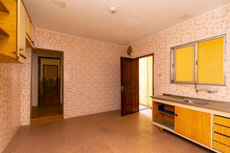 Casa à venda com 125m², 3 quartos e 2 vagas Casa à venda com 125m², 3 quartos e 2 vagasCozinha