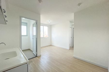 Sala/Cozinha de apartamento para alugar com 2 quartos, 38m² em Vila Amélia, São Paulo