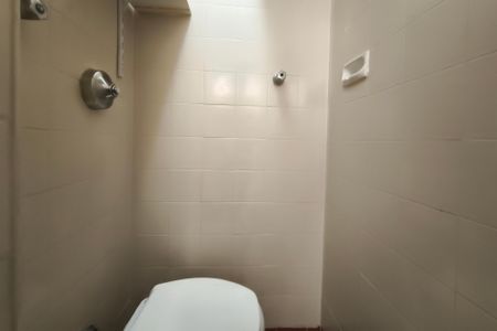 Apartamento à venda com 57m², 1 quarto e 1 vaga Apartamento à venda com 57m², 1 quarto e 1 vagaBanheiro de serviço