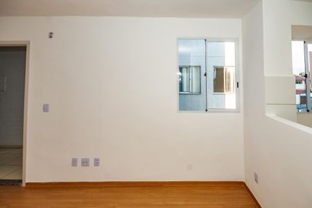 Sala de apartamento para alugar com 2 quartos, 50m² em Bom Jesus, Contagem