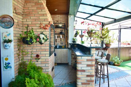 Apartamento para alugar com 230m², 3 quartos e 4 vagas Apartamento para alugar com 230m², 3 quartos e 4 vagasEspaço Gourmet (Cobertura)