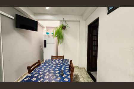 Casa à venda com 125m², 2 quartos e 3 vagas