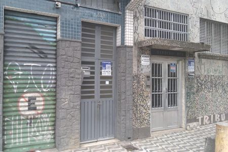 Apartamento à venda com 49m², 1 quarto e sem vaga Apartamento à venda com 49m², 1 quarto e sem vagaFachada