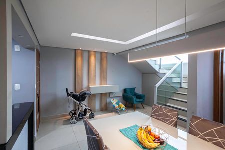 Apartamento para alugar com 120m², 2 quartos e 2 vagas Apartamento para alugar com 120m², 2 quartos e 2 vagasSala