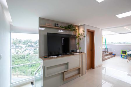 Apartamento para alugar com 120m², 2 quartos e 2 vagas Apartamento para alugar com 120m², 2 quartos e 2 vagasCobertura