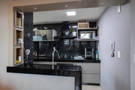 Apartamento para alugar com 120m², 2 quartos e 2 vagas Apartamento para alugar com 120m², 2 quartos e 2 vagasCozinha