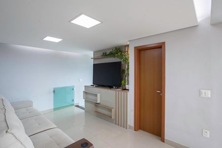 Apartamento para alugar com 120m², 2 quartos e 2 vagas Apartamento para alugar com 120m², 2 quartos e 2 vagasCobertura