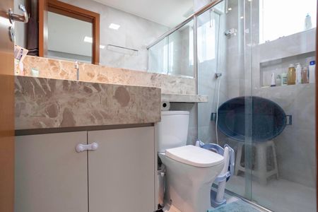 Apartamento para alugar com 120m², 2 quartos e 2 vagas Apartamento para alugar com 120m², 2 quartos e 2 vagasBanheiro da suíte