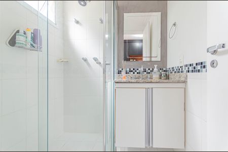 Apartamento à venda com 133m², 3 quartos e 2 vagas Apartamento à venda com 133m², 3 quartos e 2 vagasBanheiro da Suíte 2