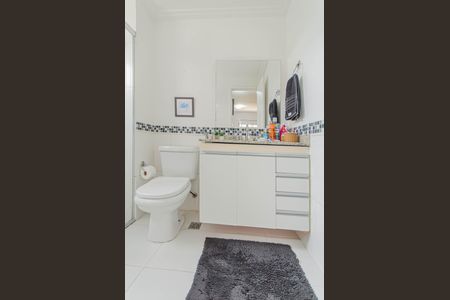 Apartamento à venda com 133m², 3 quartos e 2 vagas Apartamento à venda com 133m², 3 quartos e 2 vagasBanheiro da Suíte 1