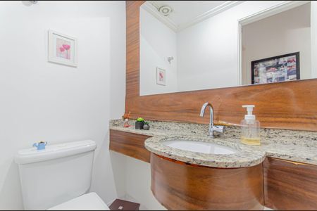 Apartamento à venda com 133m², 3 quartos e 2 vagas Apartamento à venda com 133m², 3 quartos e 2 vagasLavabo