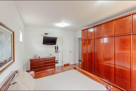 Apartamento à venda com 133m², 3 quartos e 2 vagas Apartamento à venda com 133m², 3 quartos e 2 vagasSuíte 1