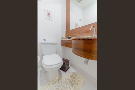 Apartamento à venda com 133m², 3 quartos e 2 vagas Apartamento à venda com 133m², 3 quartos e 2 vagasLavabo