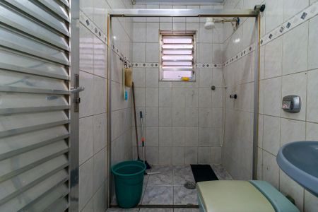 Casa à venda com 300m², 3 quartos e sem vaga Casa à venda com 300m², 3 quartos e sem vagaBanheiro Social