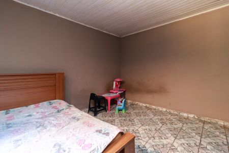 Casa à venda com 300m², 3 quartos e sem vaga Casa à venda com 300m², 3 quartos e sem vagaQuarto 2