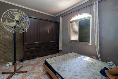 Casa à venda com 300m², 3 quartos e sem vaga Casa à venda com 300m², 3 quartos e sem vagaQuarto 3