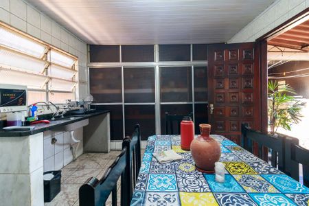 Casa à venda com 300m², 3 quartos e sem vaga Casa à venda com 300m², 3 quartos e sem vagaCozinha