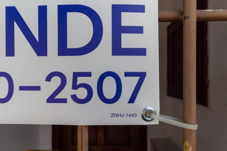 Casa à venda com 80m², 2 quartos e sem vagaPlaca