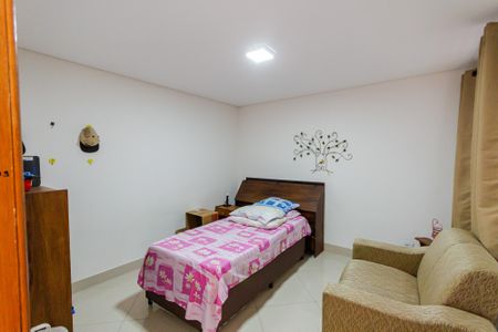 Casa à venda com 200m², 4 quartos e 4 vagas