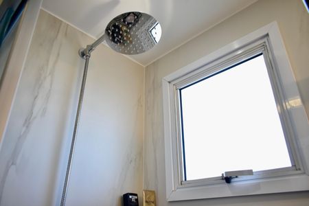 Apartamento à venda com 79m², 2 quartos e 2 vagasBanheiro da Suíte