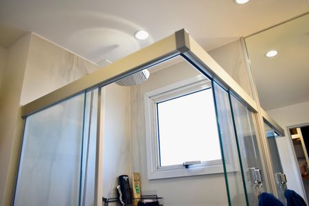 Apartamento à venda com 79m², 2 quartos e 2 vagasBanheiro da Suíte