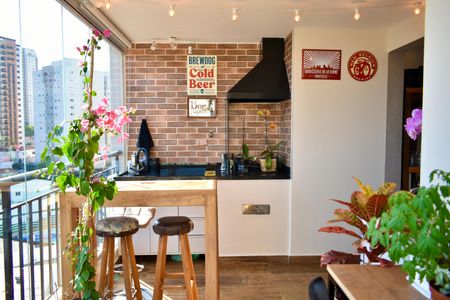 Apartamento à venda com 79m², 2 quartos e 2 vagasSacada