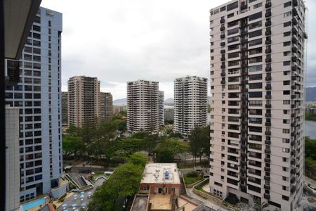 Vista da Sala de apartamento para alugar com 2 quartos, 70m² em Barra da Tijuca, Rio de Janeiro