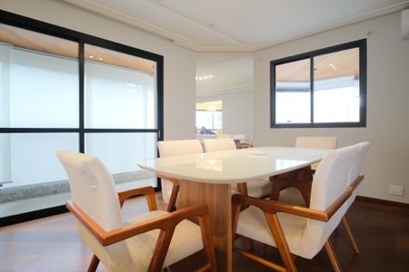 Sala de apartamento para alugar com 4 quartos, 200m² em Tatuapé, São Paulo